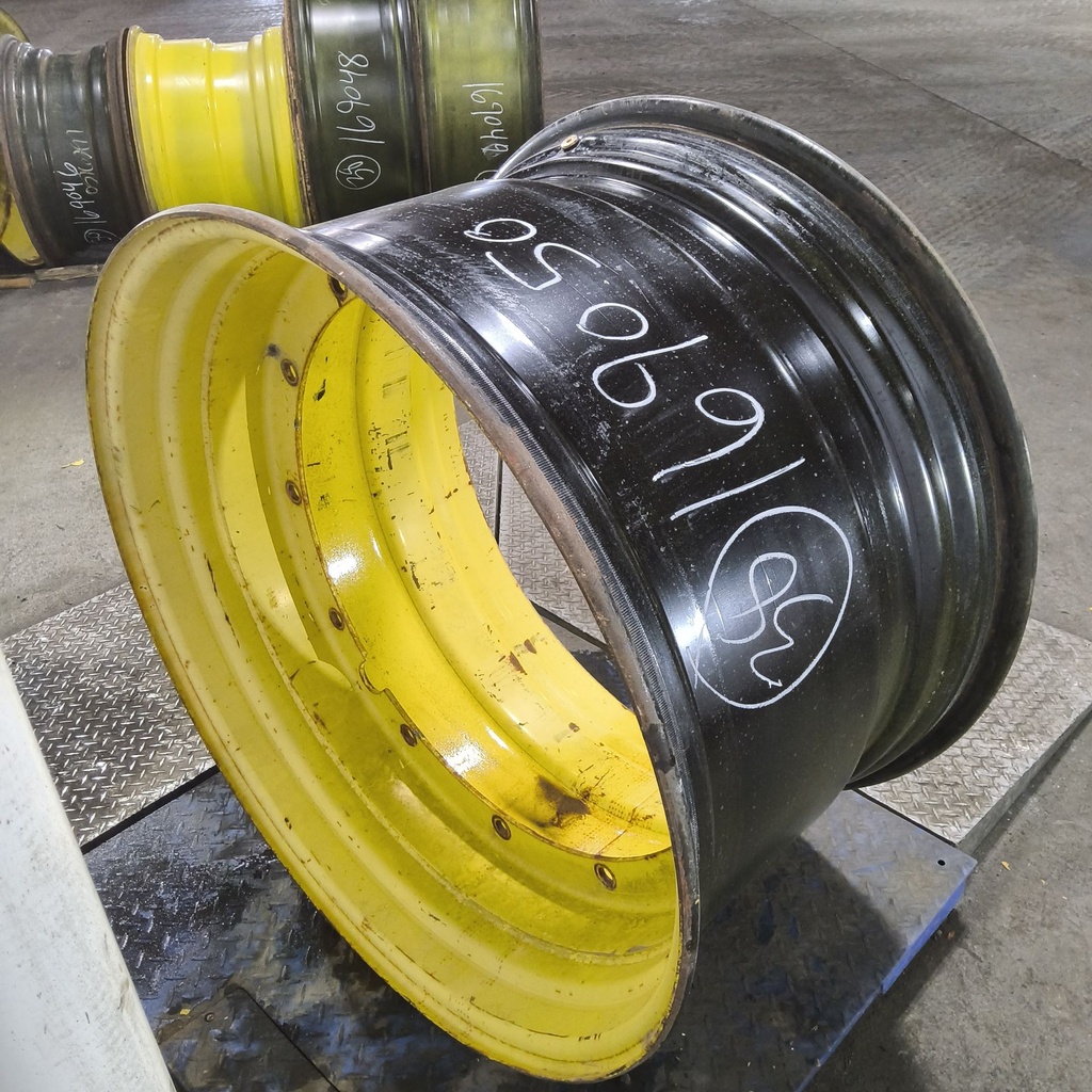 23"W x 38"D, John Deere Yellow 12-Hole Stub Disc , -3.5" Offset