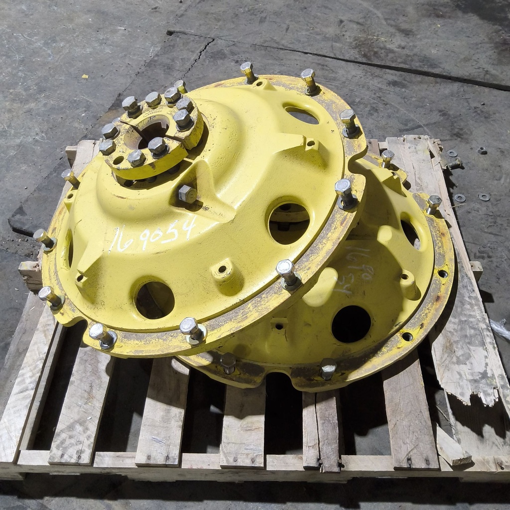 Cast Style Center for 38"-54" Rim, John Deere Yellow