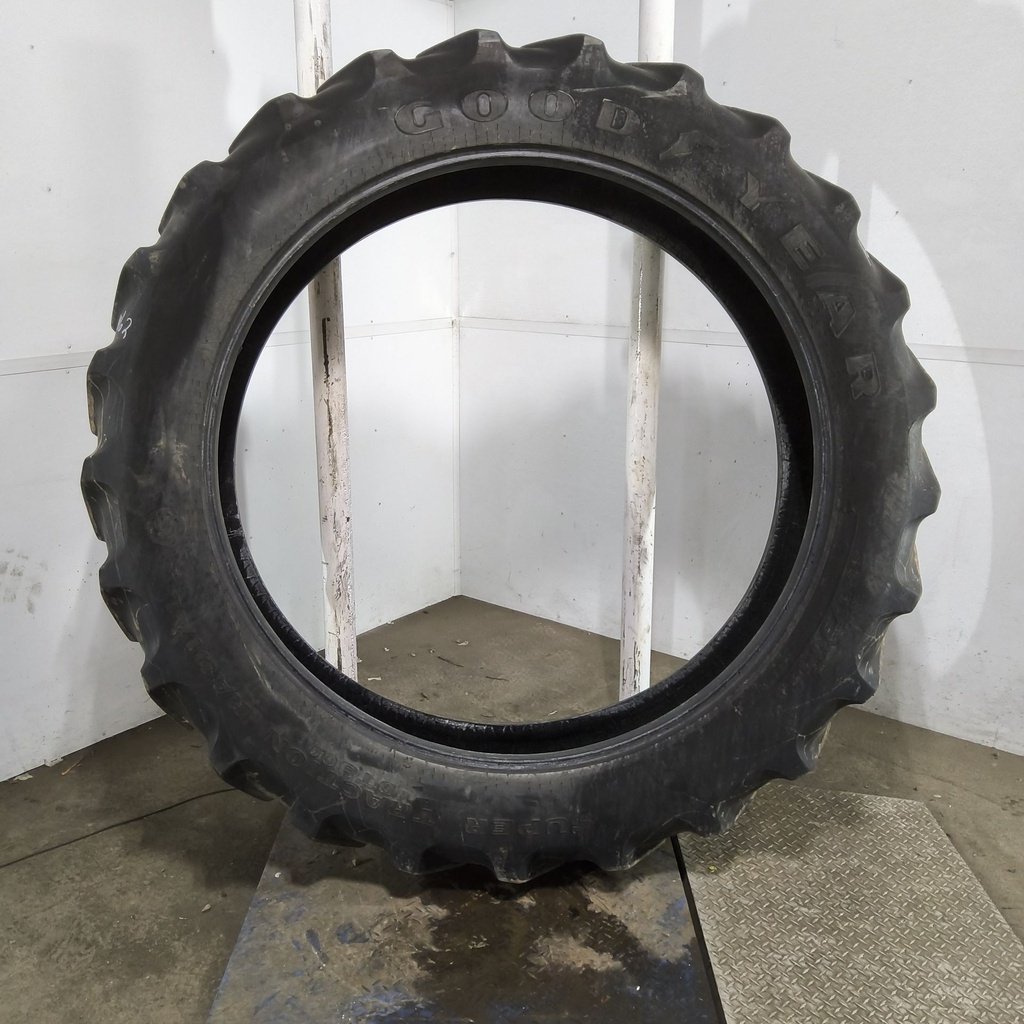 380/90R54 Goodyear Farm DT800 Super Traction R-1W 152A8 45%