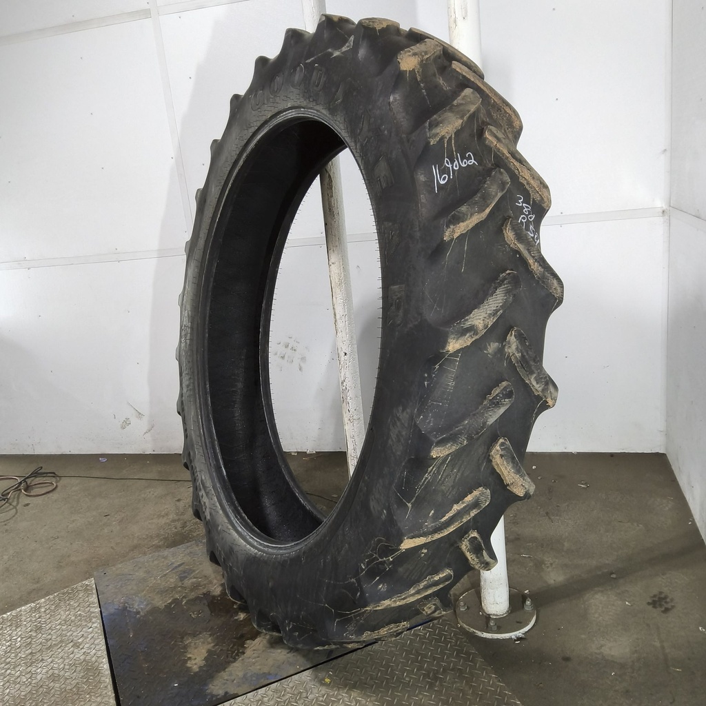 380/90R54 Goodyear Farm DT800 Super Traction R-1W 152A8 45%