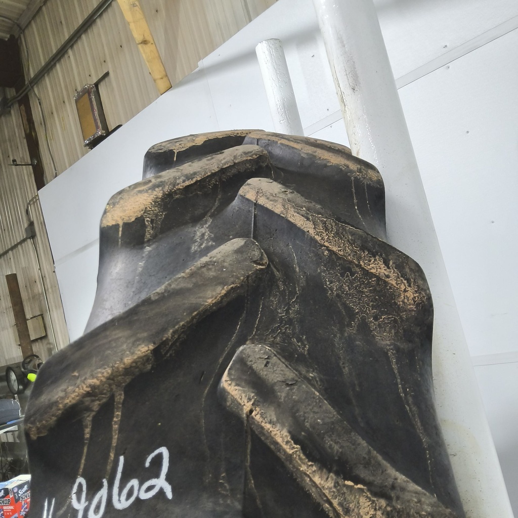 380/90R54 Goodyear Farm DT800 Super Traction R-1W 152A8 45%