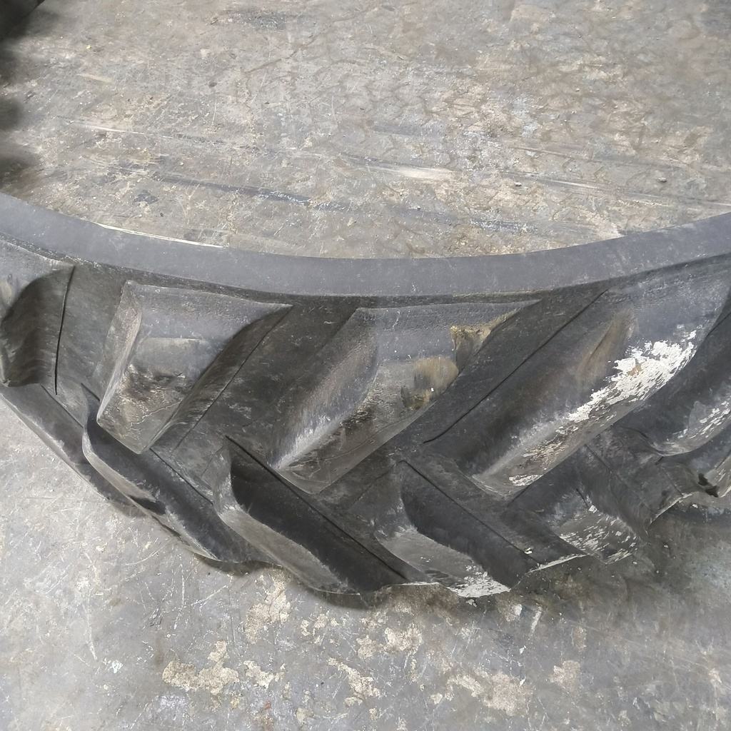 24" Camso Track 4500 General Ag John Deere 8RT 80%