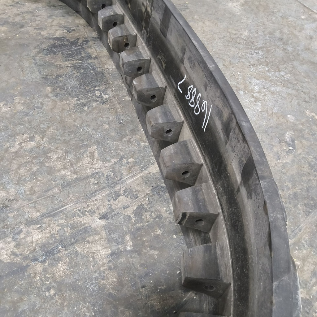 24" Camso Track 4500 General Ag John Deere 8RT 80%