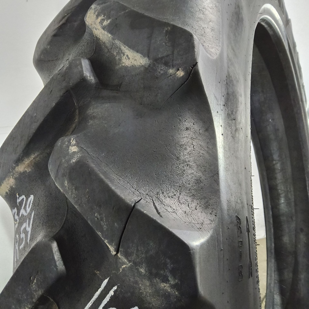 320/90R54 Goodyear Farm DT800 Super Traction R-1W 149A8 45%