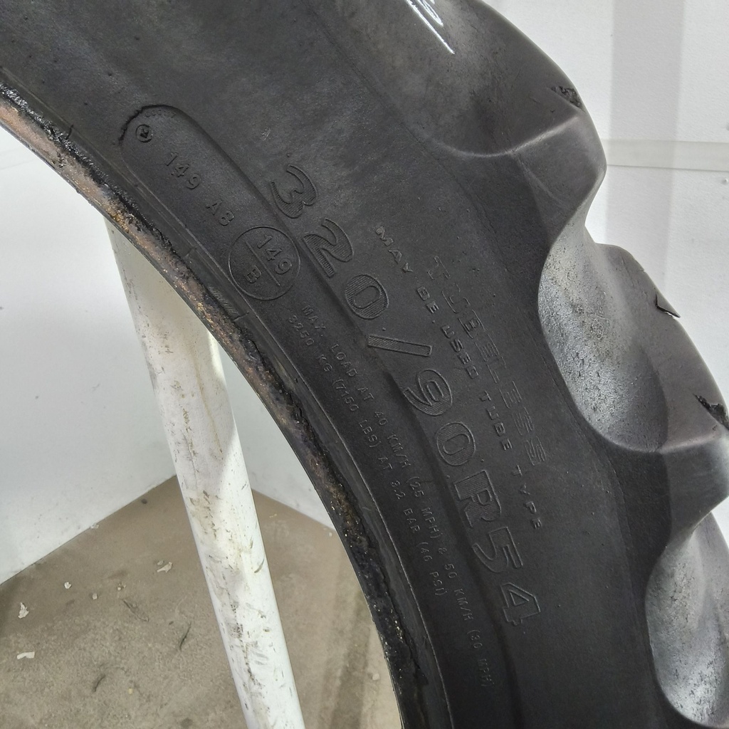 320/90R54 Goodyear Farm DT800 Super Traction R-1W 149A8 45%