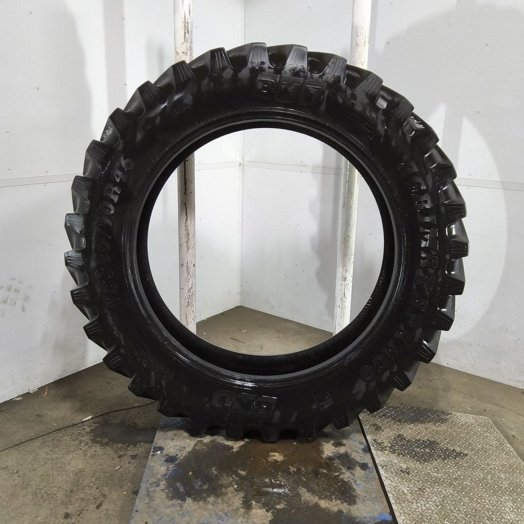 VF380/90R46 BKT Tires Agrimax Spargo R-1 173D 95%