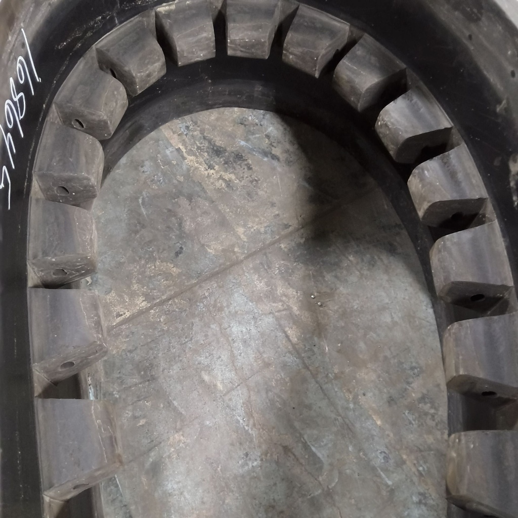 25" Camso Track 6500 Fendt  943 Vario MT 85%