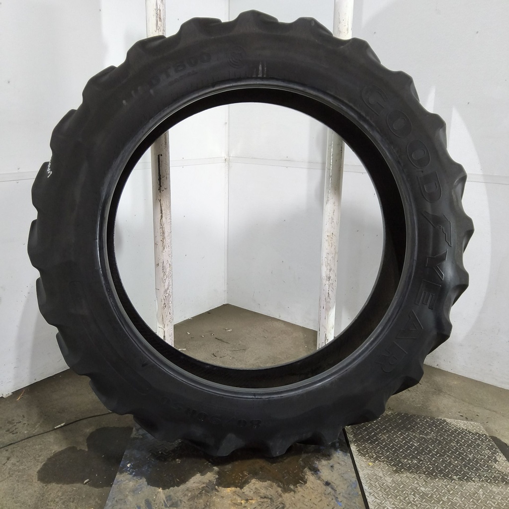 380/90R50 Goodyear Farm DT800 R-1W 151A8 60%