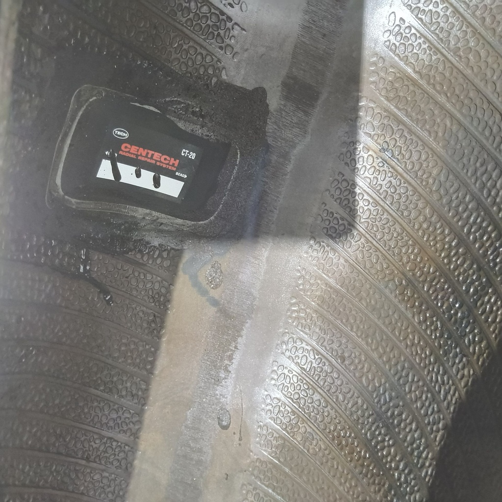 320/90R42 Firestone Radial 9000 R-1W 139B 45%