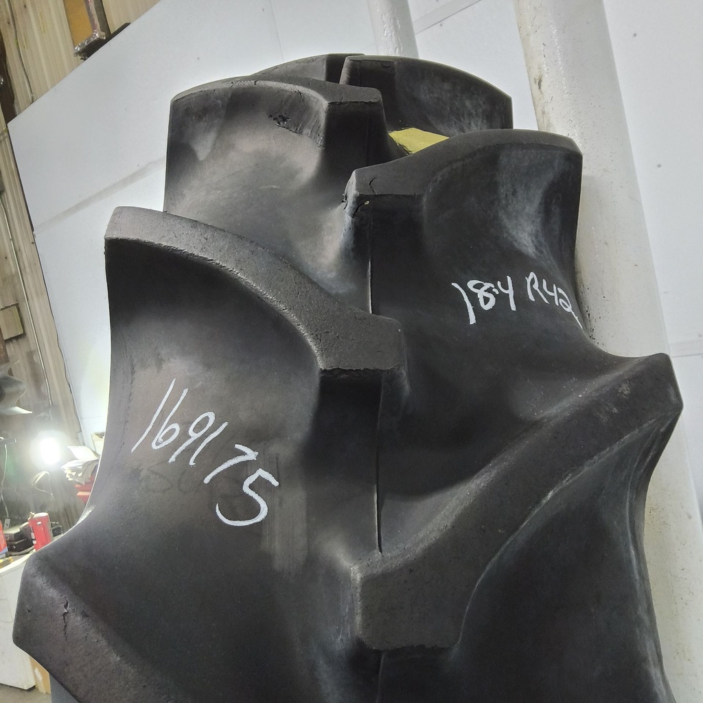 18.4R42 Goodyear Farm Special Sure Grip Radial TD8 R-2 148A8 99%