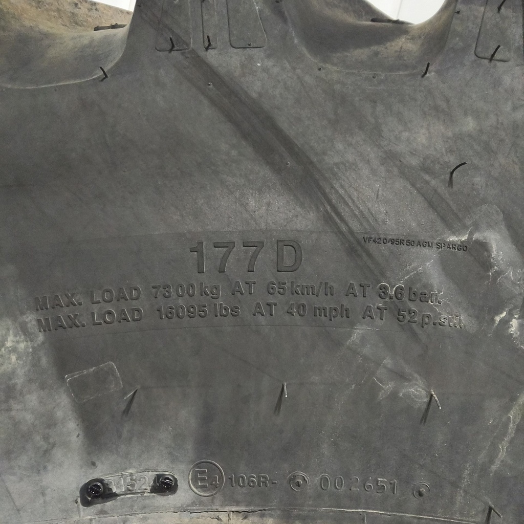 VF420/95R50 BKT Tires Agrimax Spargo R-1 177D 85%