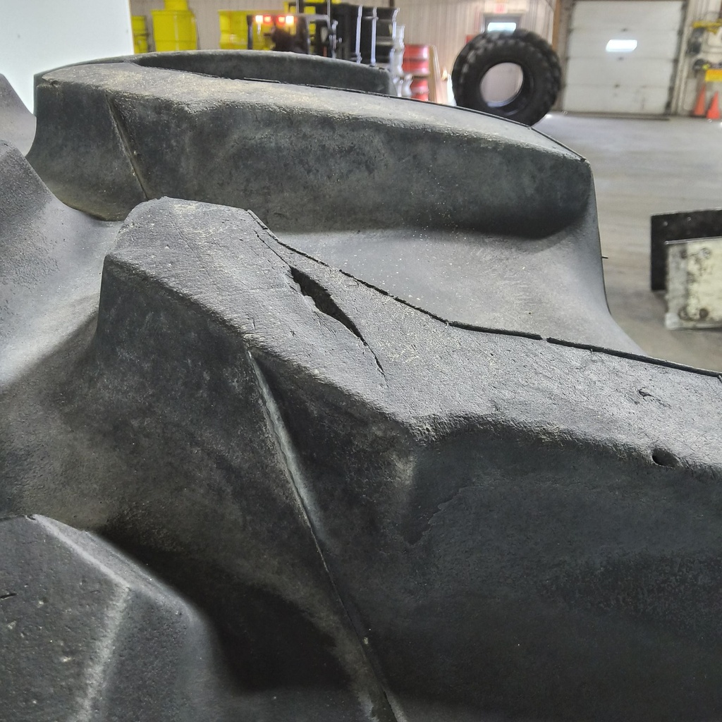 520/85R42 Goodyear Farm UltraTorque Radial R-1 157A8 90%