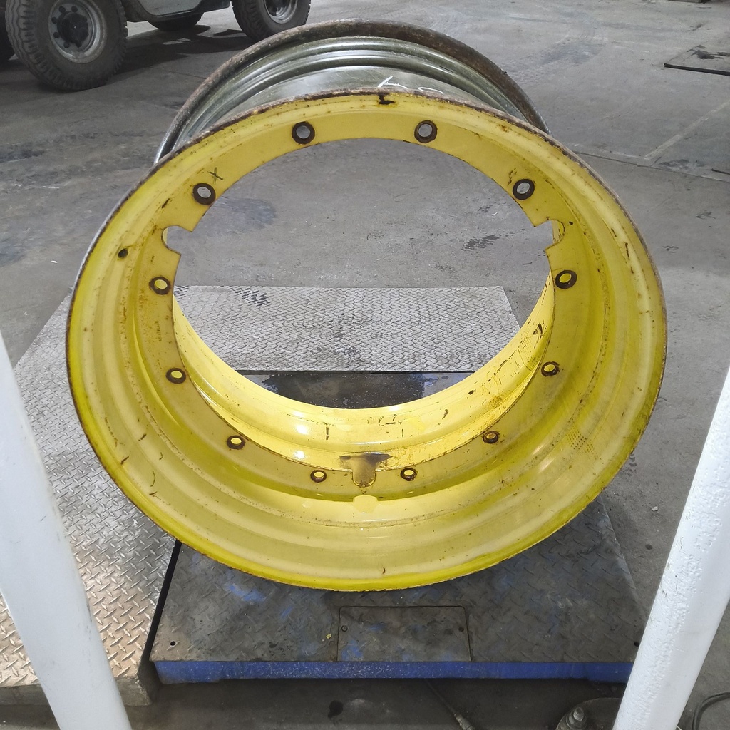 23"W x 38"D, John Deere Yellow 12-Hole Stub Disc , -3.38" Offset