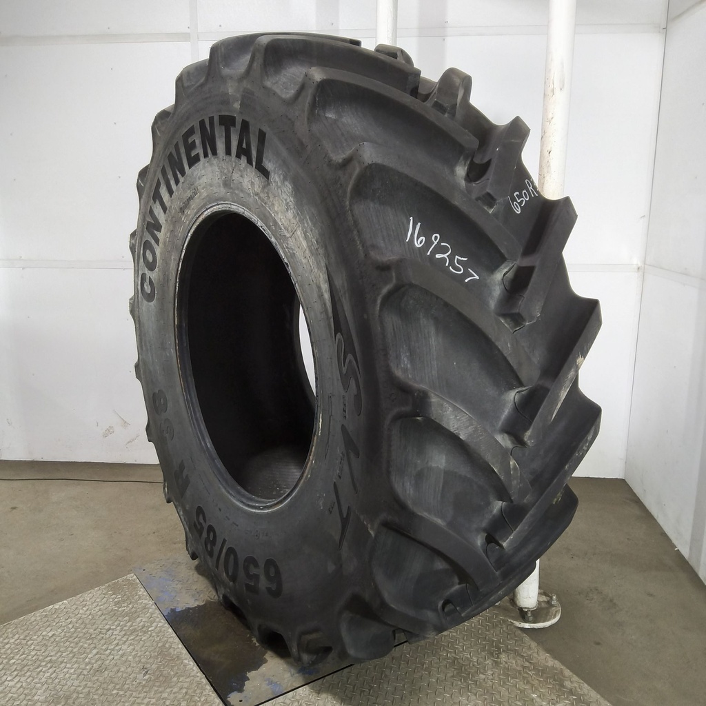 650/85R38 Continental Super Volume SVT R-1W 173D/176A8 90%