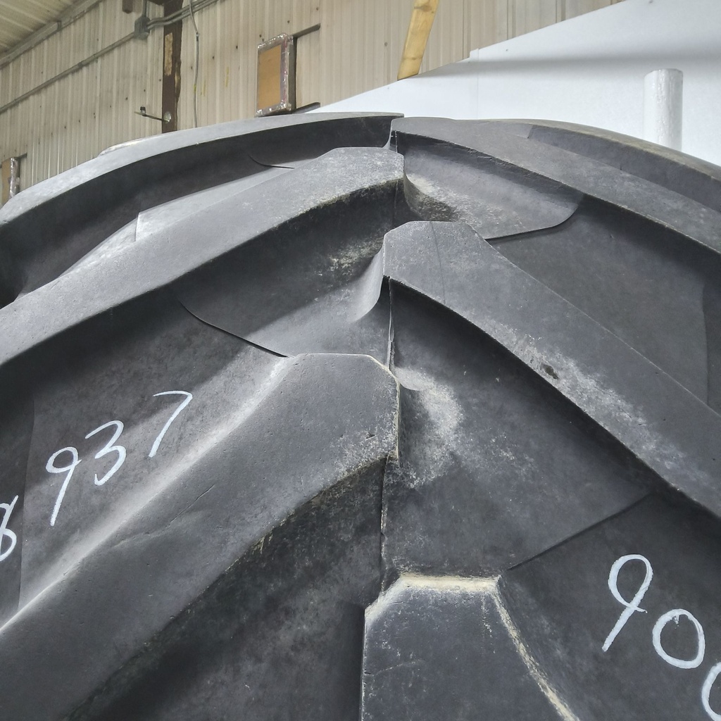 IF900/60R42 Trelleborg TM1000 High Power R-1W 180D 60%