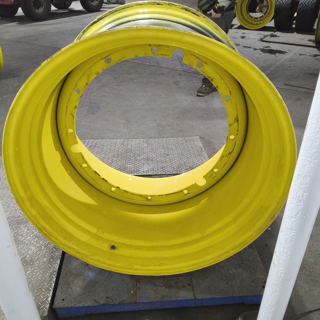 30"W x 42"D, John Deere Yellow 12-Hole Stub Disc , -0.45" Offset