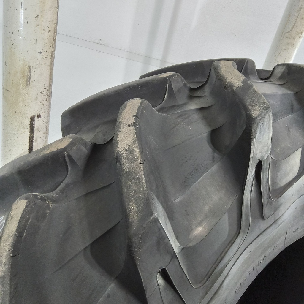 16.9R30 Pirelli TM 300 S R-1W 137A8 75%