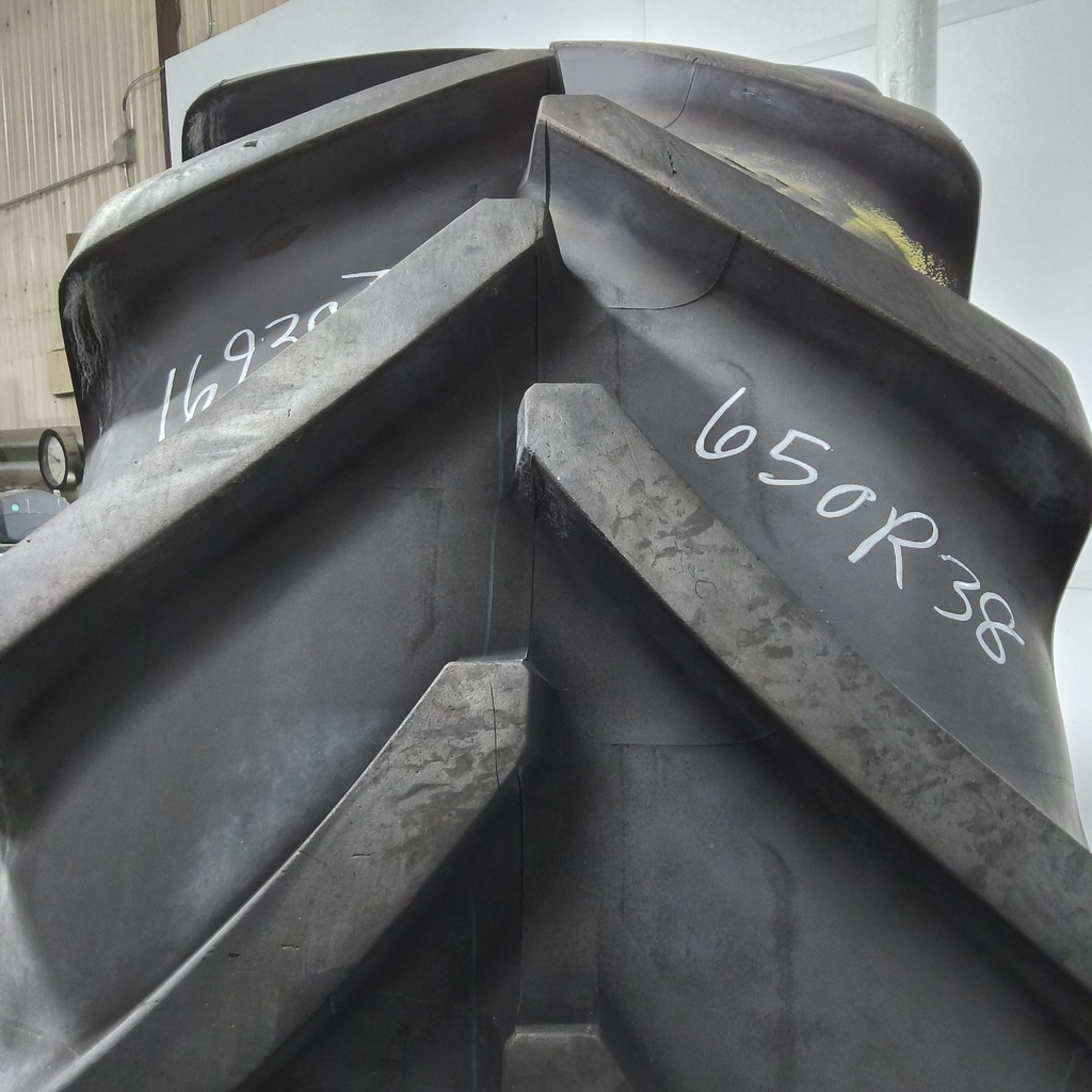 650/75R38 Michelin MachXBib R-1W 169A8 90%