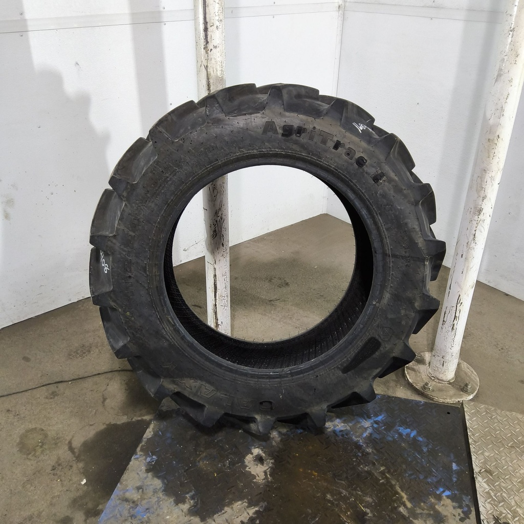 11.2-24 Galaxy Agri-Trac II R-1 E (10 Ply), 95%