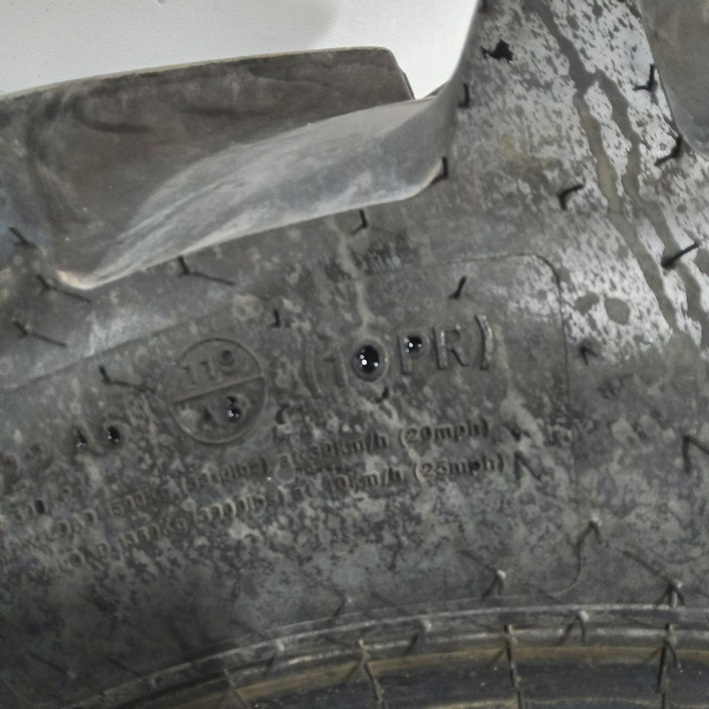 11.2-24 Galaxy Agri-Trac II R-1 E (10 Ply), 95%