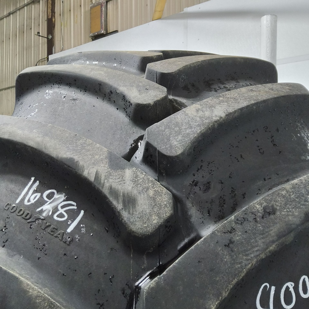 LSW800/55R46 Goodyear Farm OptiTorque R-1 190D