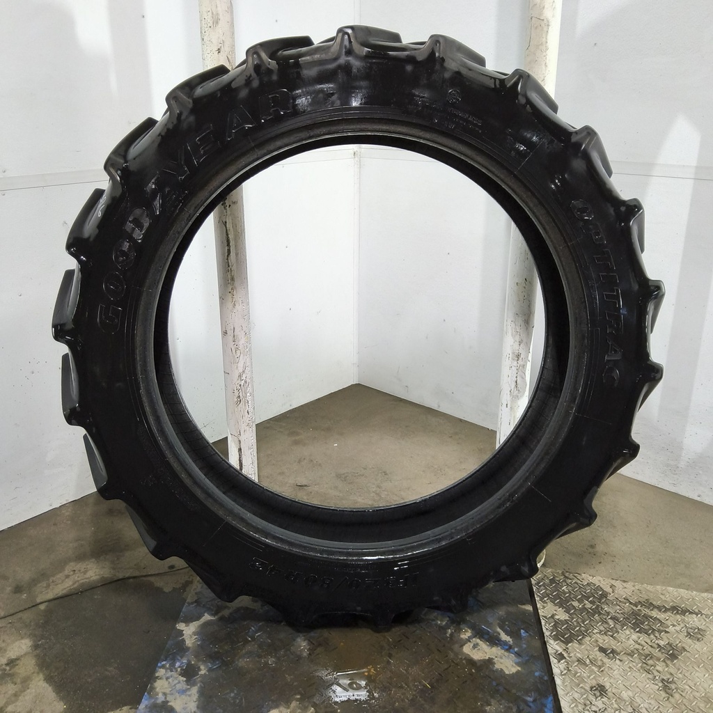 IF320/80R42 Goodyear Farm Optitrac R-1W 150D 65%