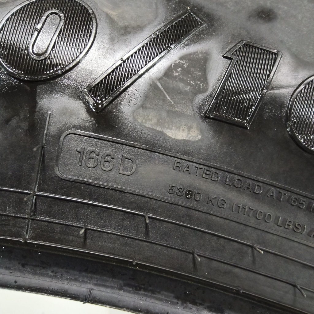 320/105R54 Goodyear Farm Optitrac R-1W 166D 75%