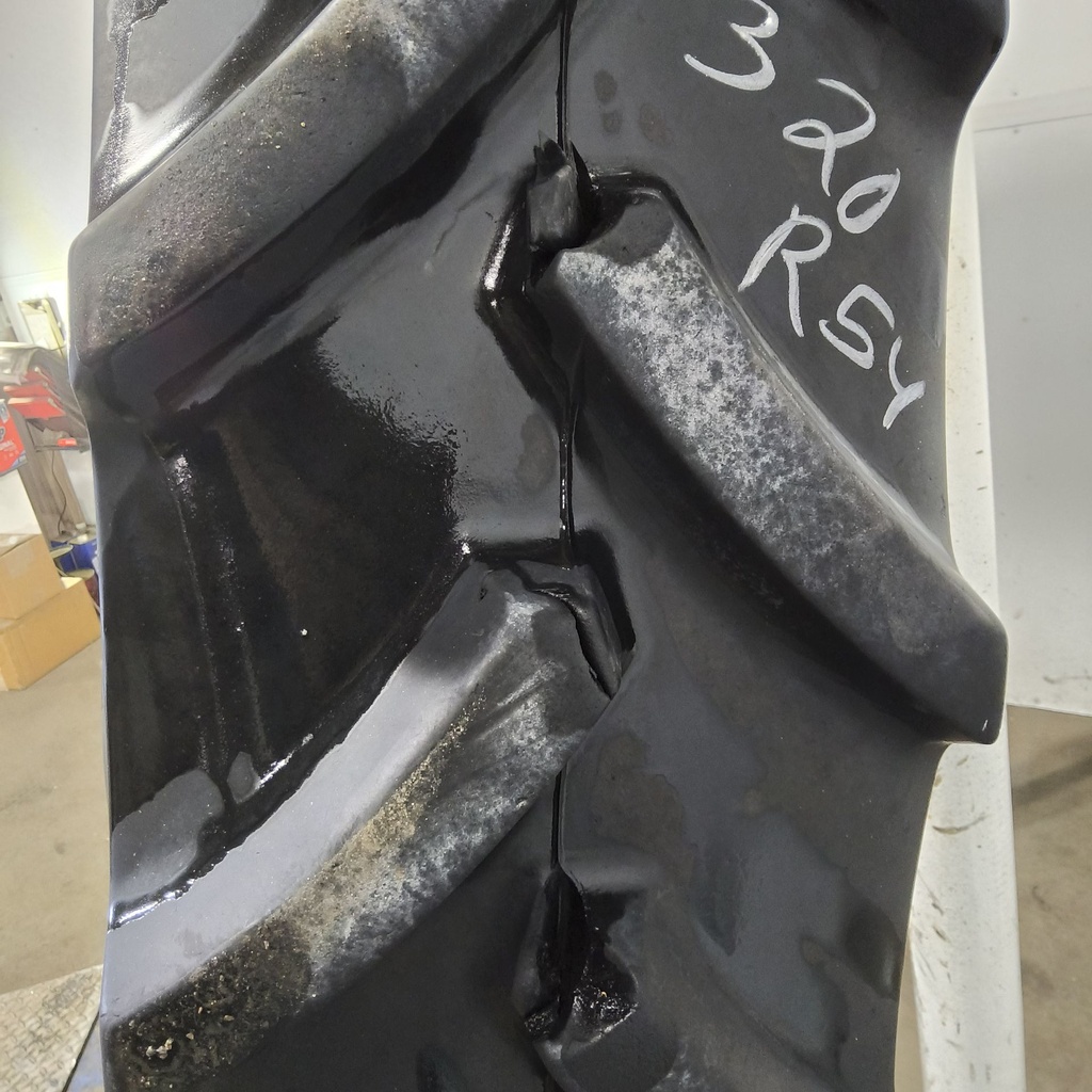 320/105R54 Goodyear Farm Optitrac R-1W 166D 75%