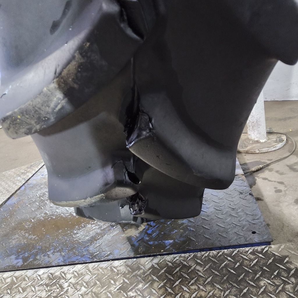 320/105R54 Goodyear Farm Optitrac R-1W 166D 75%