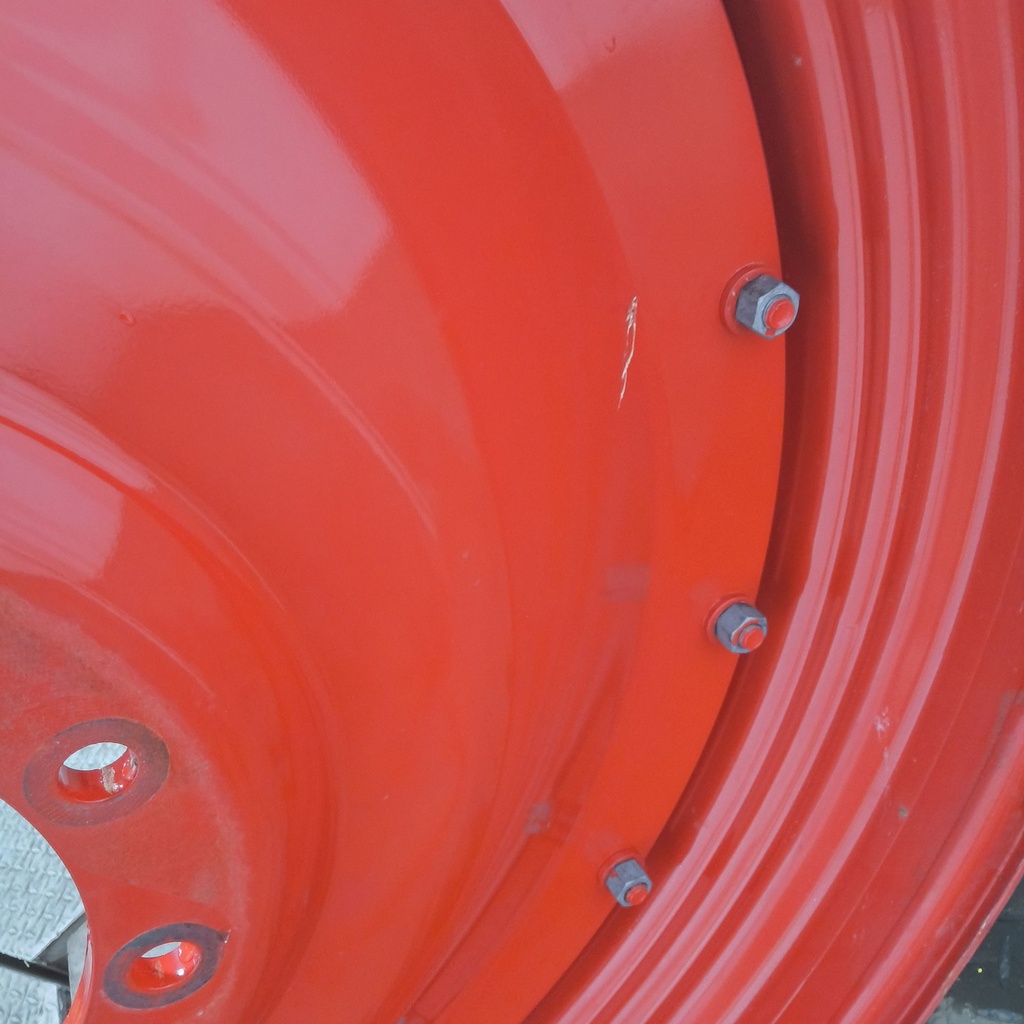 10-Hole Stub Disc Center for 46"-54" Rim, Fendt/Agco Red