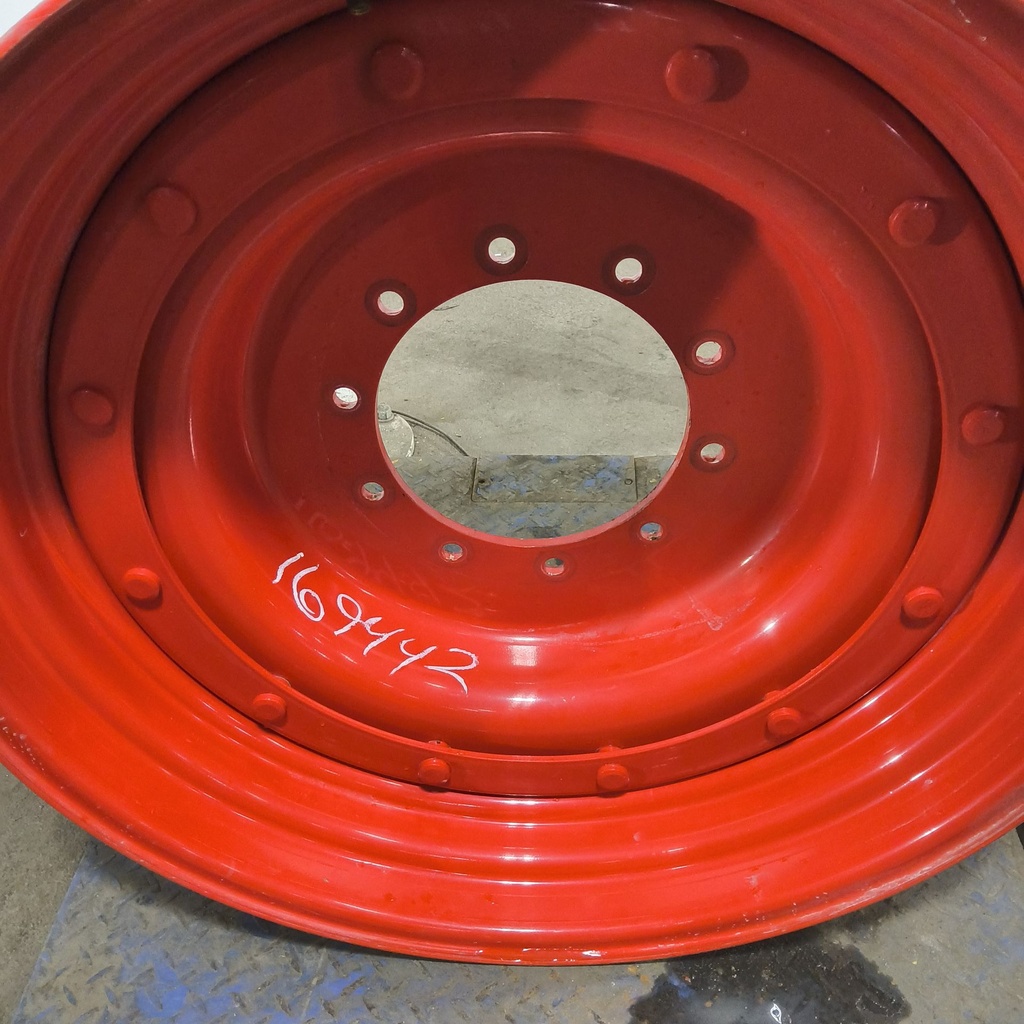 10-Hole Stub Disc Center for 34" Rim, Fendt/Agco Red
