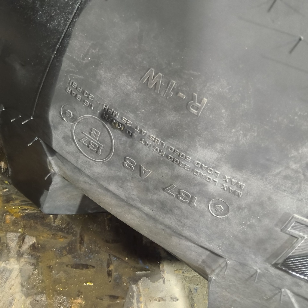 380/85R34 Trelleborg TM600 R-1W 137A8 75%