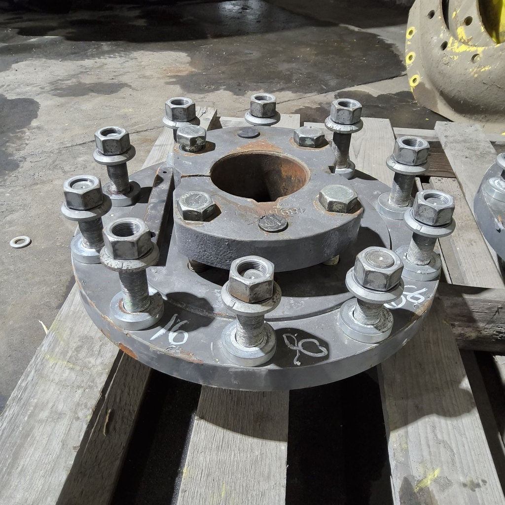 10-Hole Wedg-Lok OE Style, 3.74" (95mm) axle, Agco Corp Gray