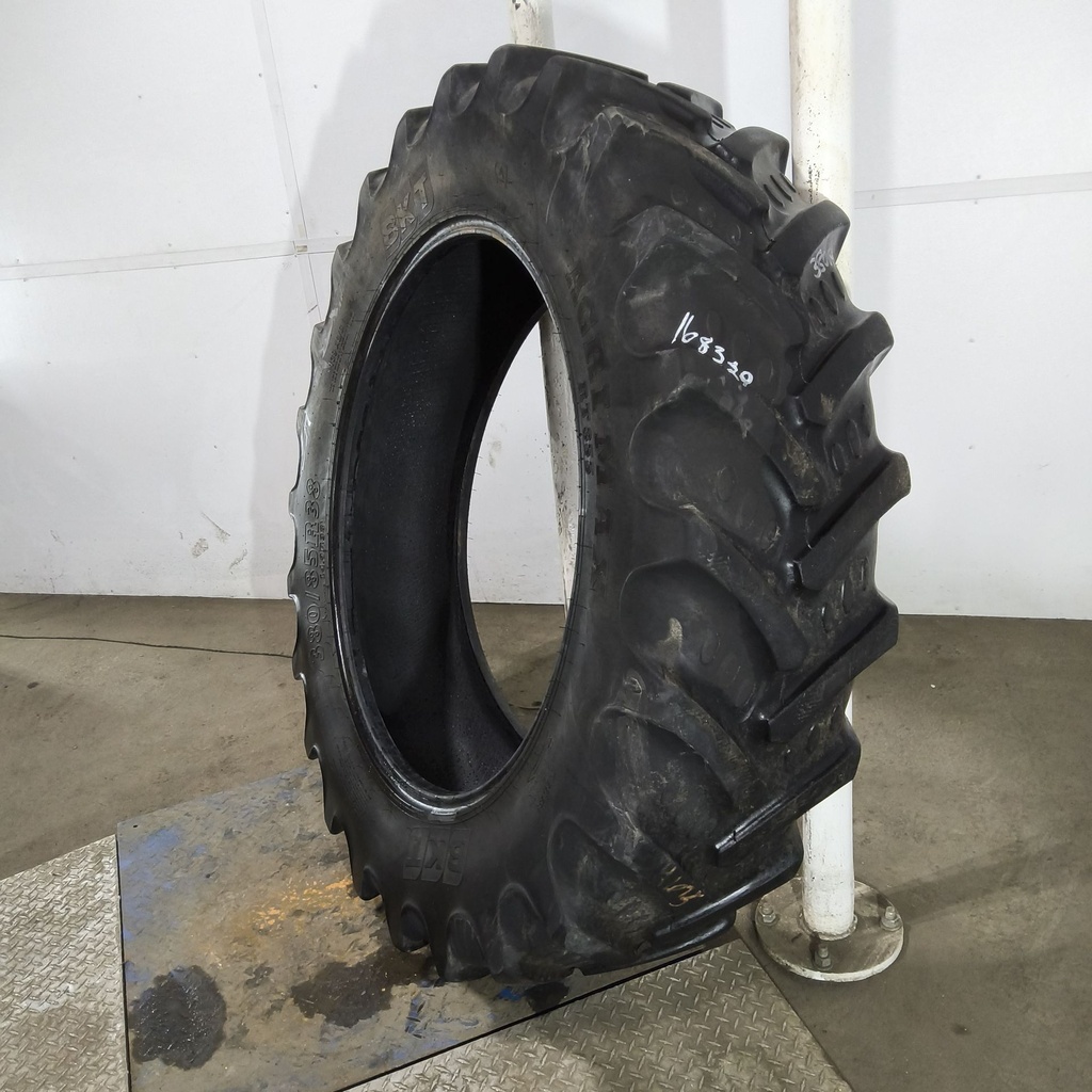 380/85R38 BKT Tires Agrimax RT 855 R-1W 139A8/139B 40%