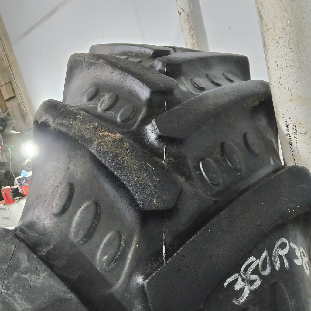 380/85R38 BKT Tires Agrimax RT 855 R-1W 139A8/139B 40%
