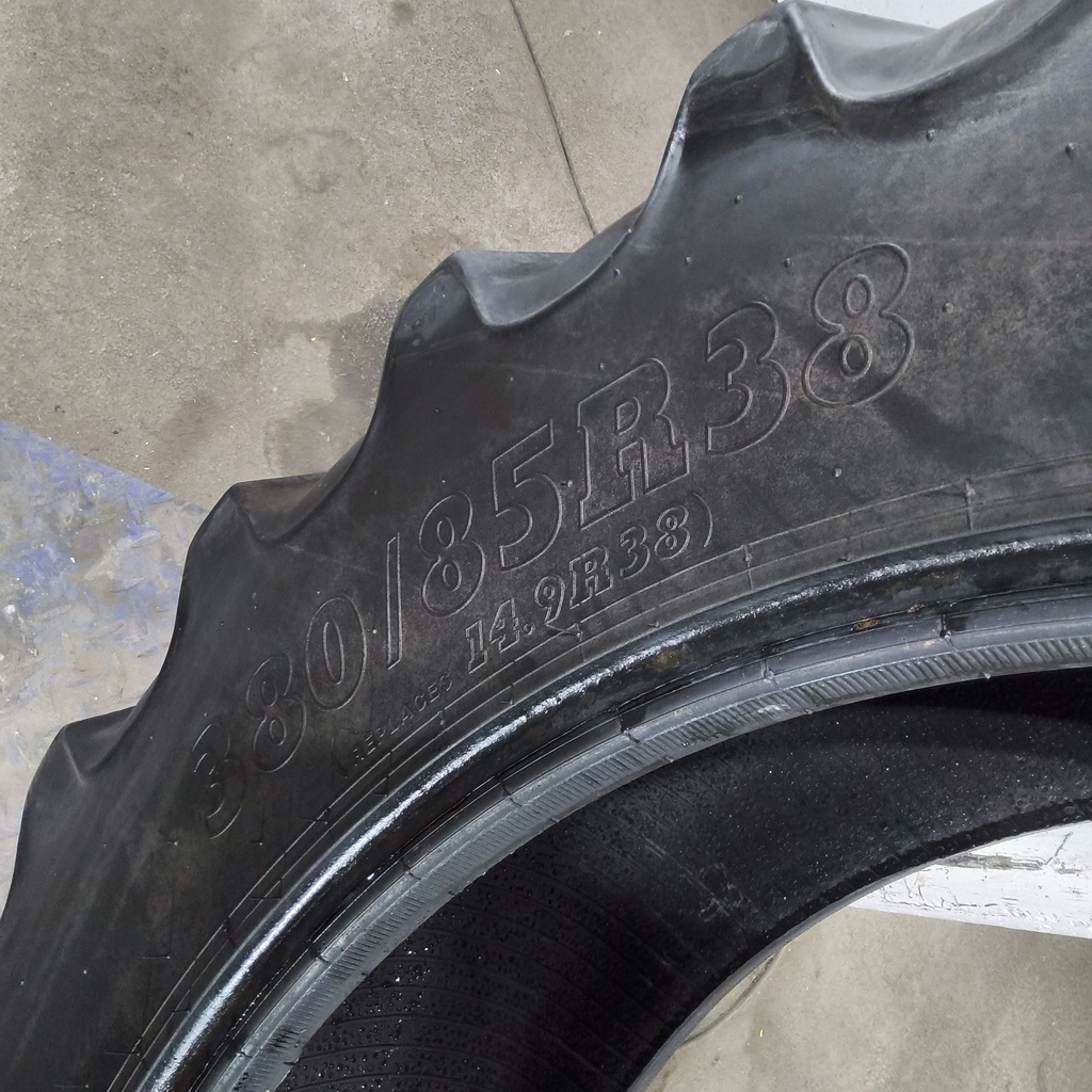 380/85R38 BKT Tires Agrimax RT 855 R-1W 139A8/139B 40%