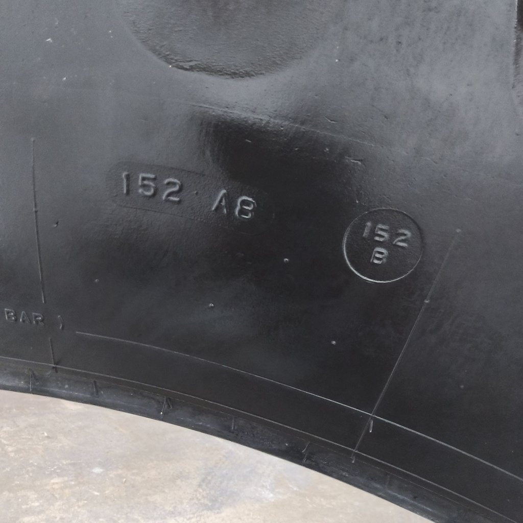 380/90R54 Firestone Radial 9000 R-1W 152A8/152B 80%