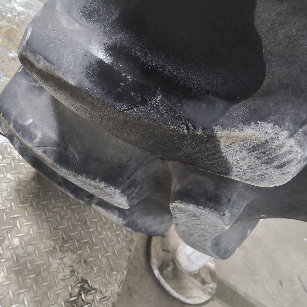 380/90R54 Firestone Radial 9000 R-1W 152A8/152B 80%