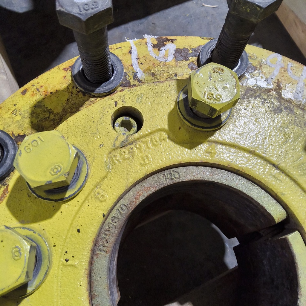 10-Hole Wedg-Lok OE Style, 4.72" (120.02mm) axle, John Deere Yellow