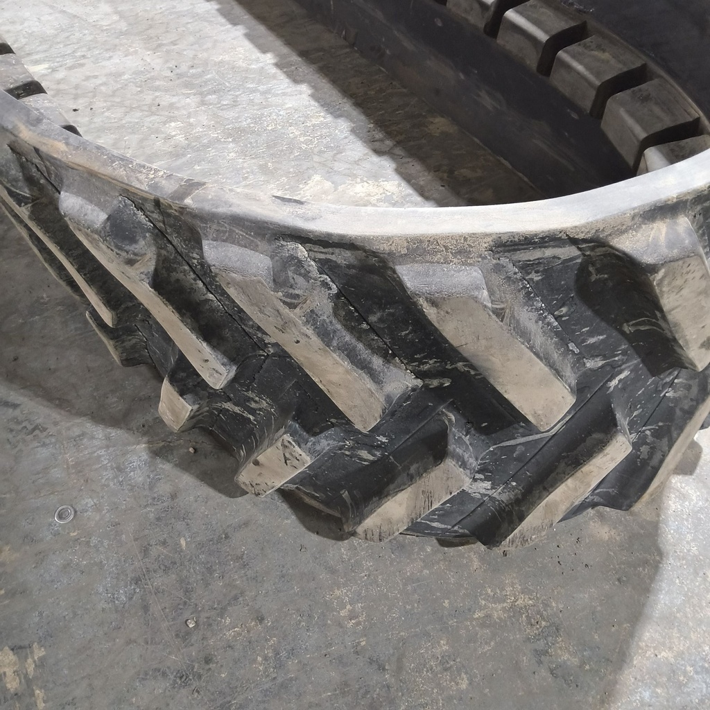 25" Camso Track 5500 CAT Challenger  MT743 70%