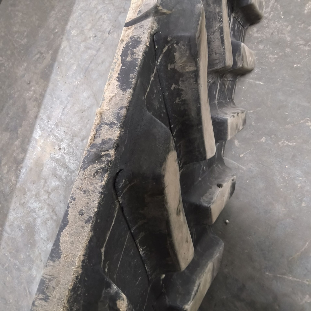 25" Camso Track 5500 CAT Challenger  MT743 70%