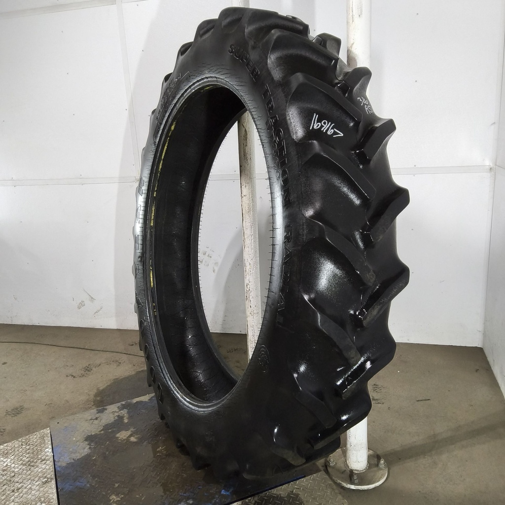 380/90R54 Goodyear Farm DT800 Super Traction R-1W 152A8 70%