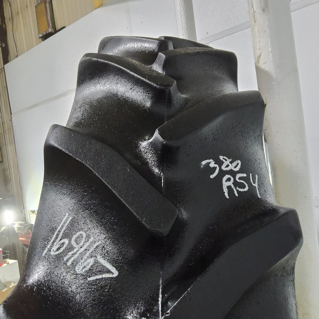 380/90R54 Goodyear Farm DT800 Super Traction R-1W 152A8 70%