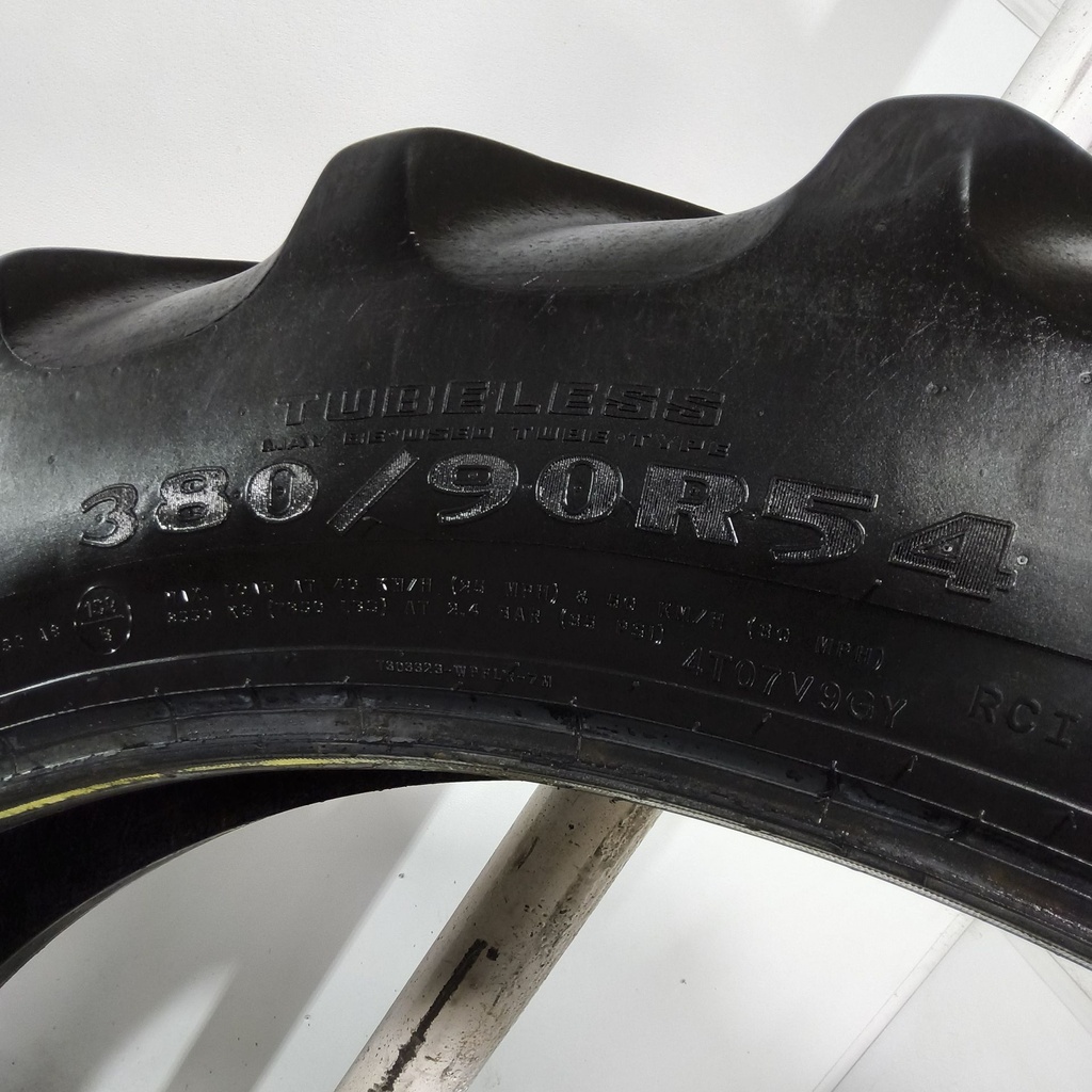 380/90R54 Goodyear Farm DT800 Super Traction R-1W 152A8 70%