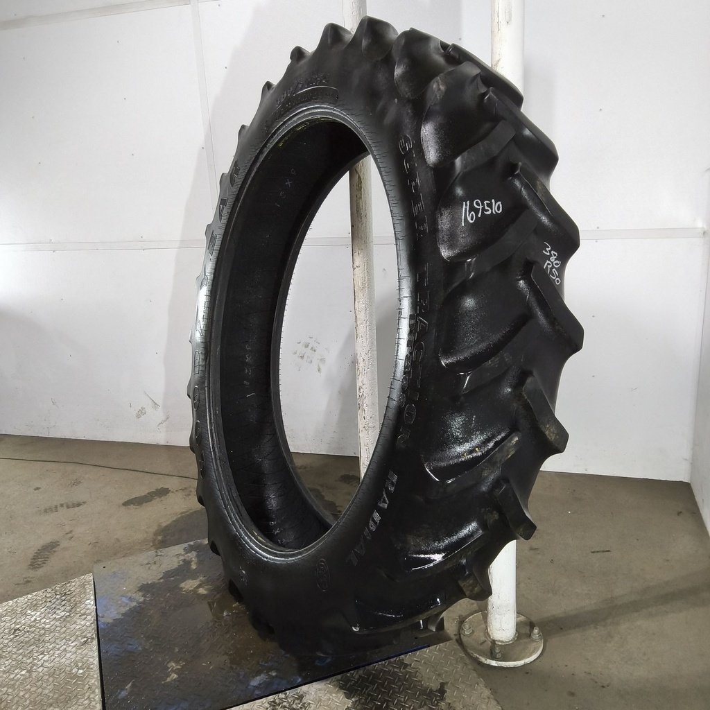 380/90R54 Goodyear Farm DT800 Super Traction R-1W 152A8 55%