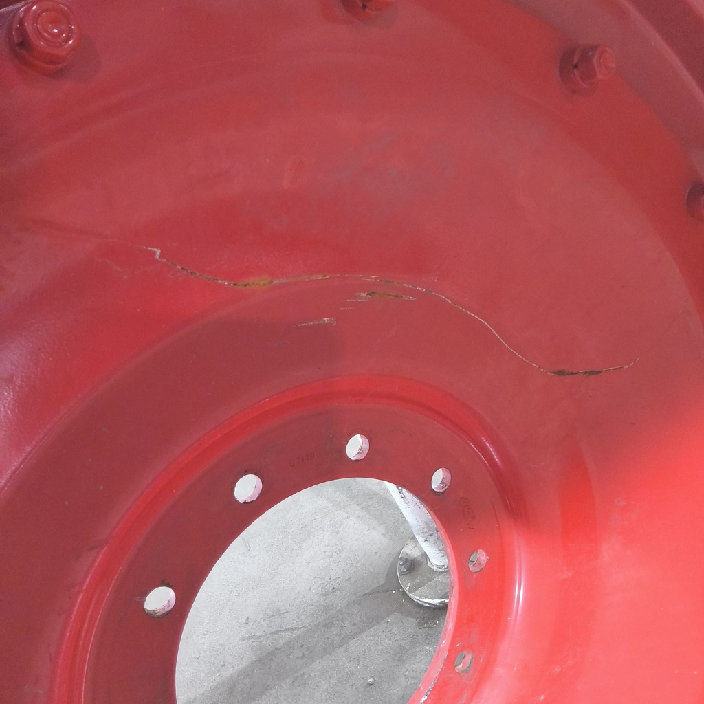 10-Hole Stub Disc Center for 46"-54" Rim, Fendt/Agco Red