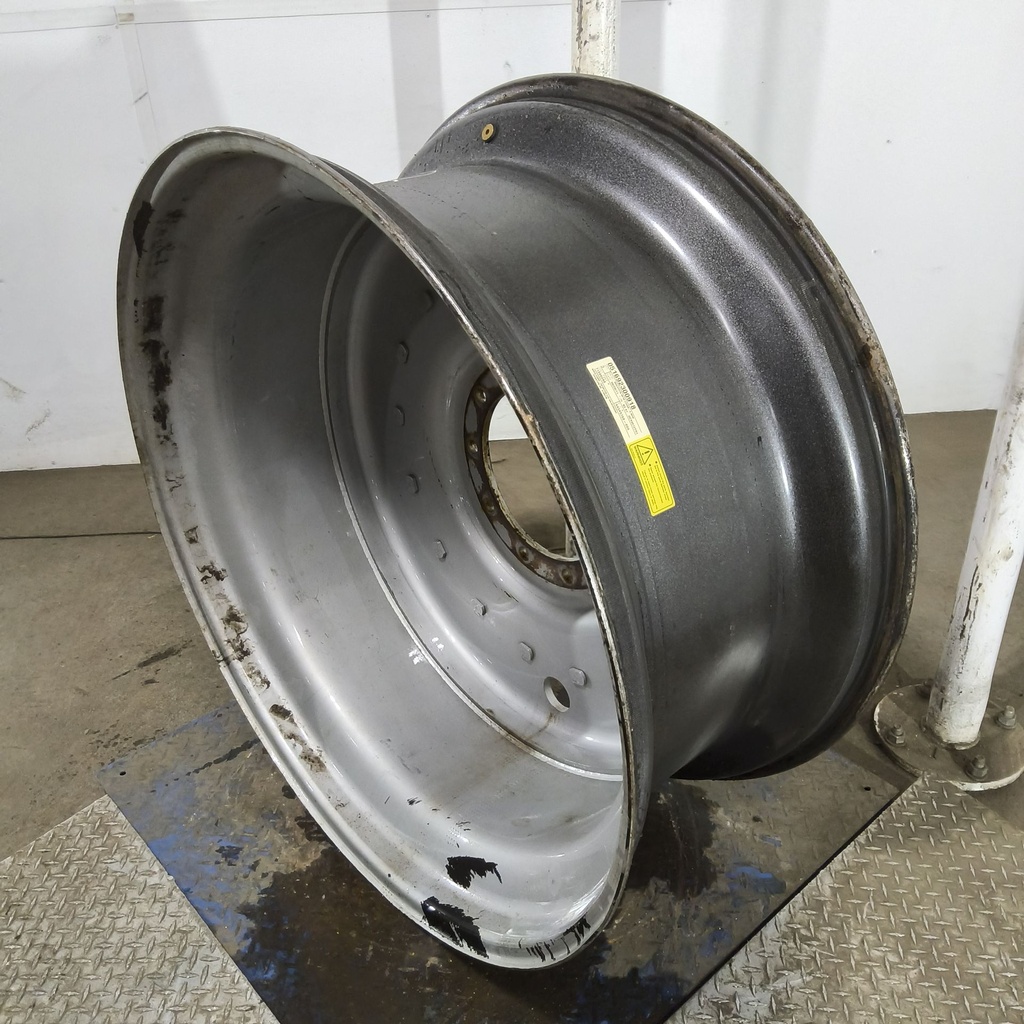 16"W x 42"D, Case IH Silver Mist 10-Hole Straddle Dual - Inside Main , 5.88" Offset