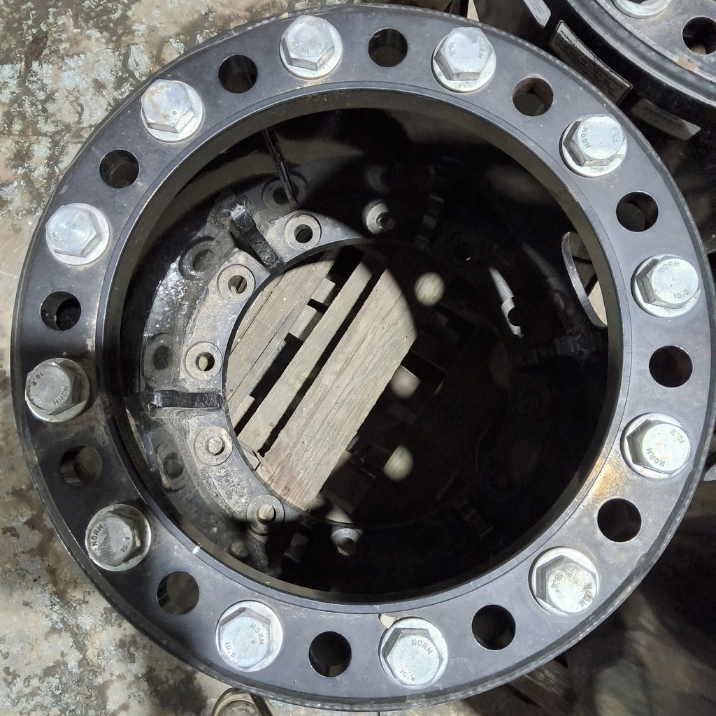 12-Hole 17.75"L Hub Extension, Black