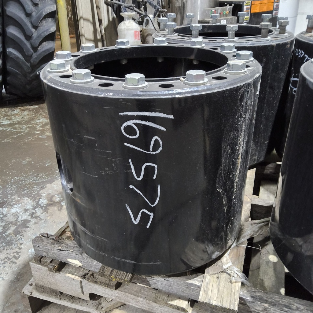 12-Hole 17.75"L Hub Extension, Black