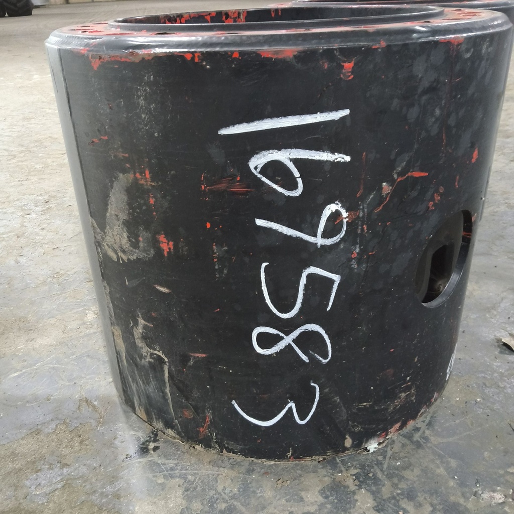 12-Hole 17.75"L Hub Extension, Black